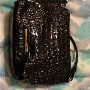 Brahmin
Melbourne Collection Carrie Crossbody Bag